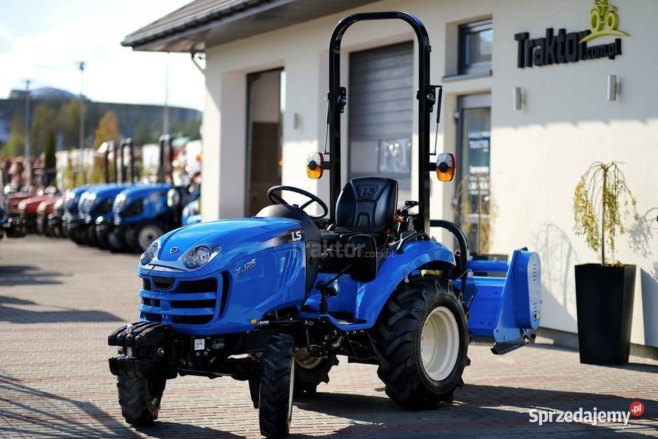 LS Tractor XJ25 MEC 4x4 244 kosiarka bijakowa podkarpackie Tajęcina