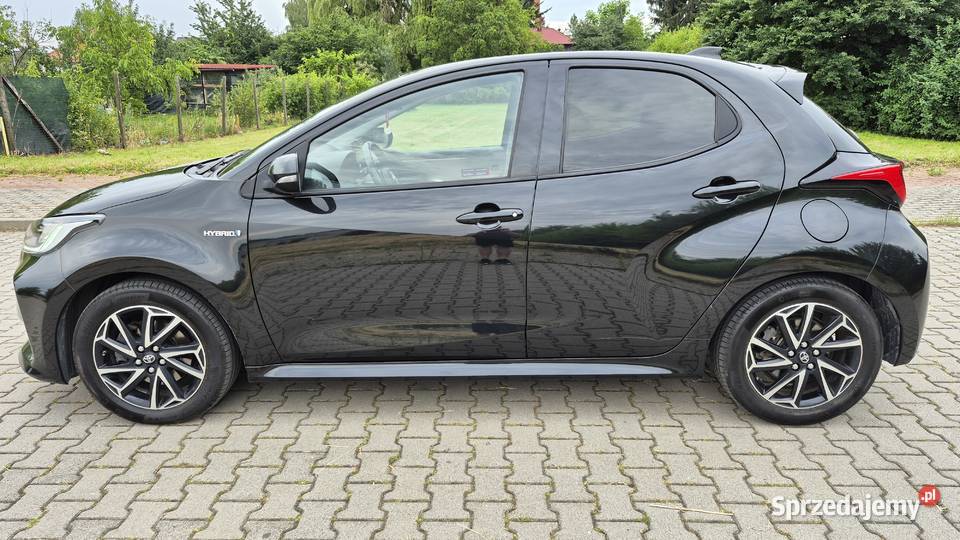 Toyota Yaris Hybryda 116 Salon Polska Wielka Wieś sprzedam