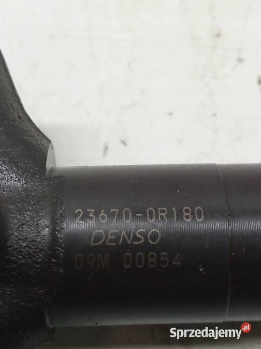 WTRYSKIWACZ 236700R180 20 D4D Toyota Avensis II świętokrzyskie