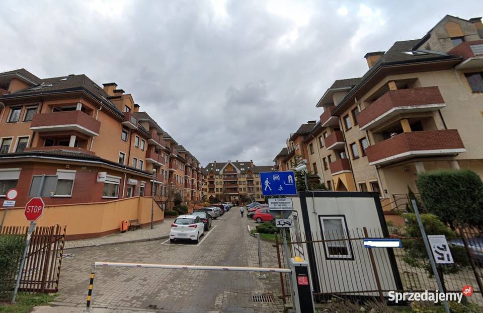 3pok 64met Jaracza BALKON PIWNICA GARAŻ 2001 sprzedam