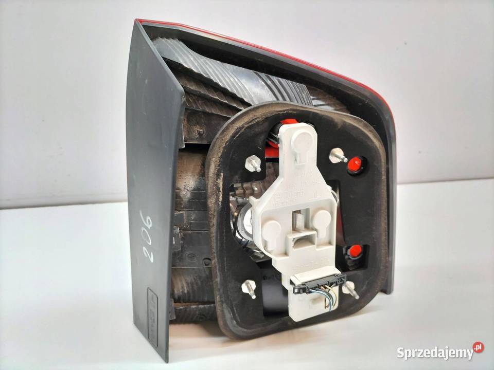 LAMPA TYŁ LEWA KOMBI LIFT 1Z9945095A Skoda