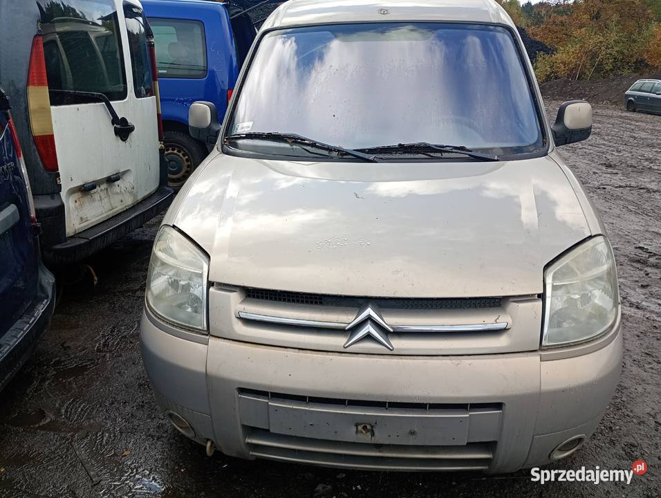 Citroen Berlingo lift 16 HDI klapa tylna części dolnośląskie Wałbrzych
