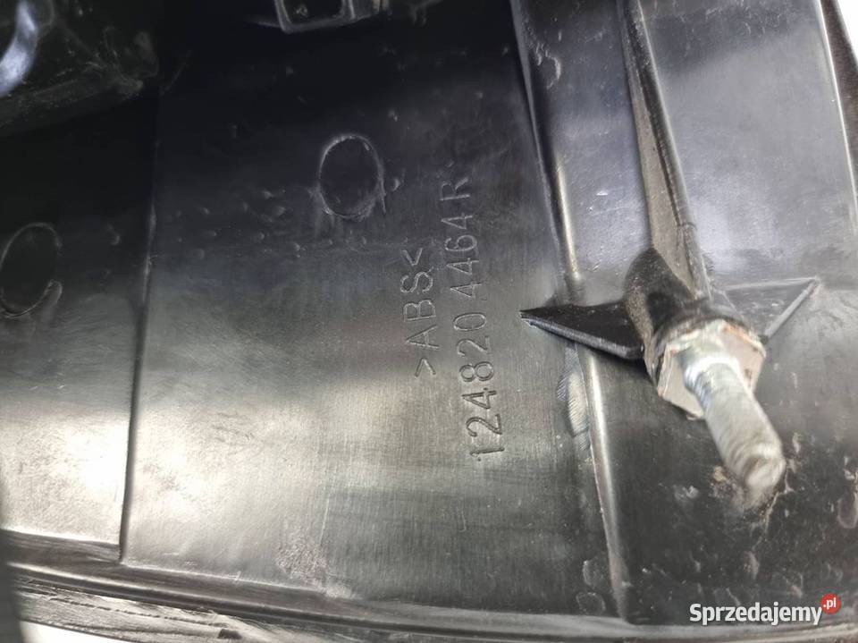 LAMPA PRAWA TYŁ MERCEDES W124 Lipno