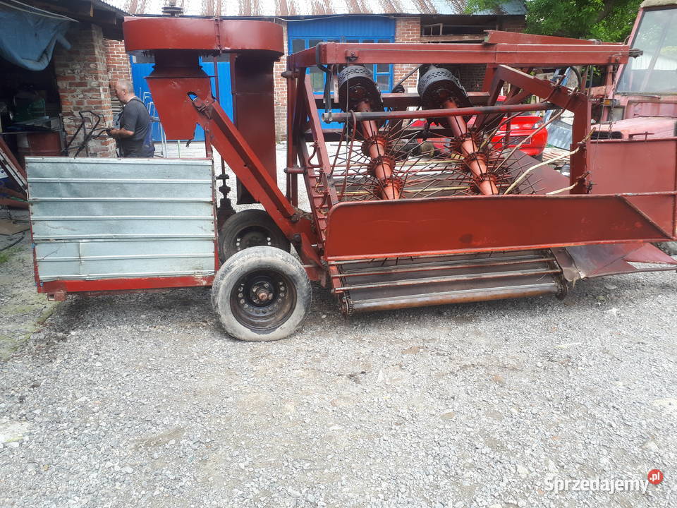 kombajn porzeczkowy nieuszkodzony