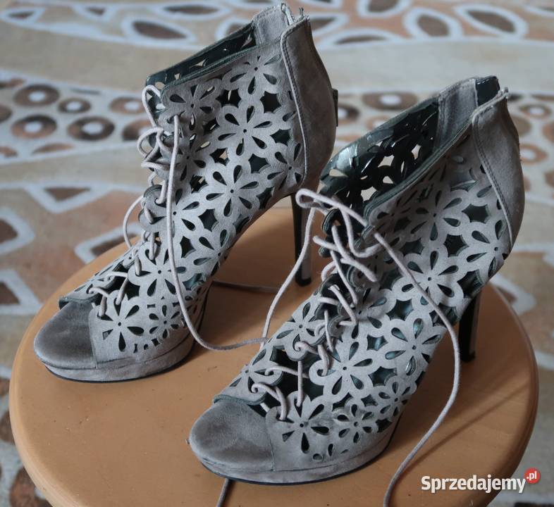 Damskie buty botki firmy GRACELAND 39