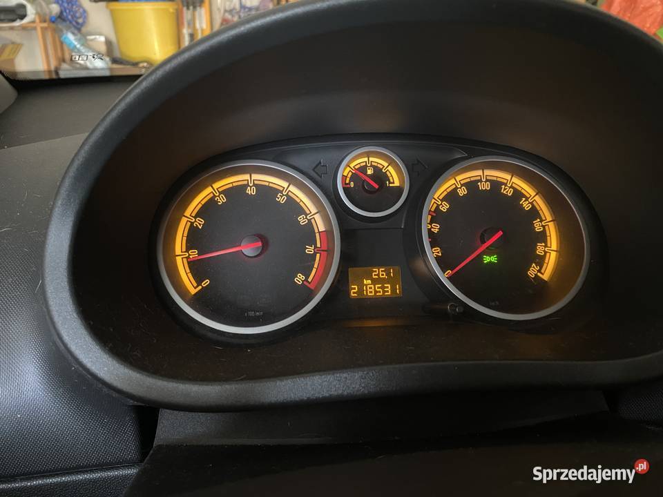 Opel Corsa 2011 service klima komplet opon Przecław