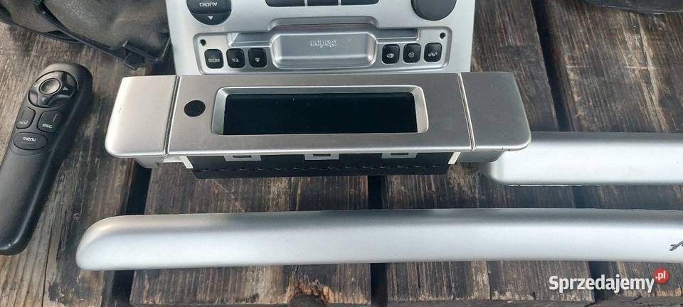 Radio CD wyświetlacz pilot panel klimy dekory Kalety