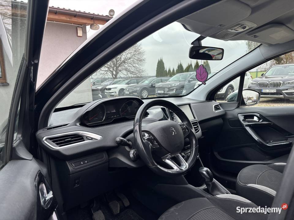 Peugeot 208 nieuszkodzony 208 Paniówki