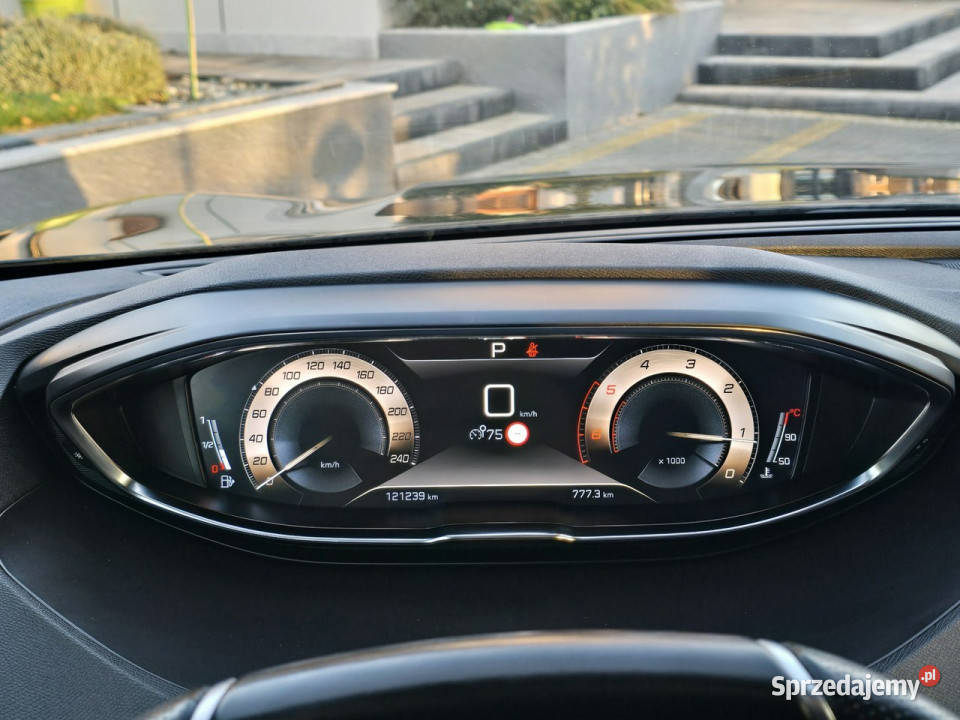 Peugeot 3008 15 HDi GTLine EAT8 Bezwypadkowy Skępe