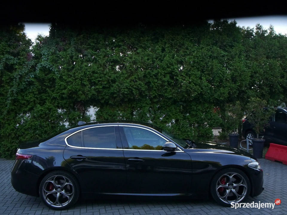 Alfa Romeo Giulia Stan Idealny ledy Navigacja z czujnik zmierzchu śląskie sprzedam
