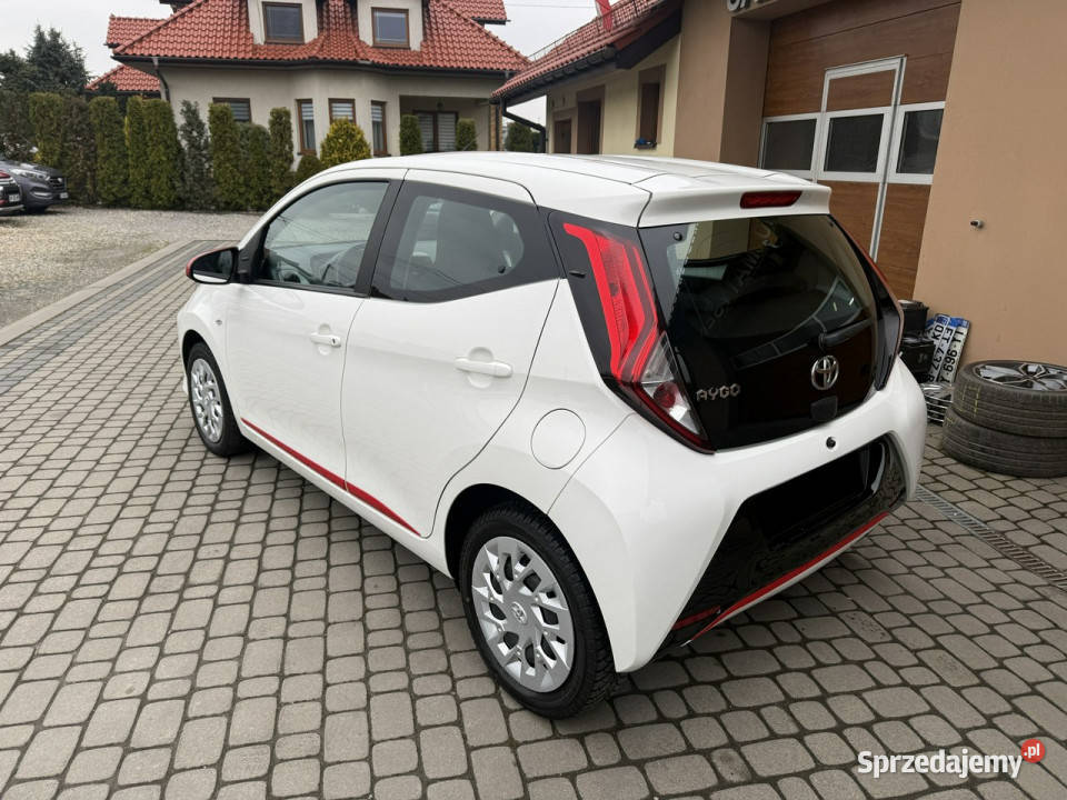 Toyota Aygo 10 72 Klimatyzacja II 2014 komputer pokładowy Orzech