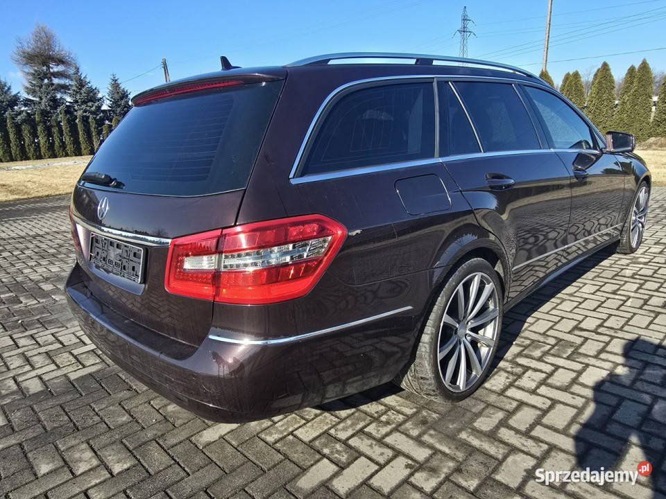 Mercedes E 200 20Kompresor lakier metallic Kutno