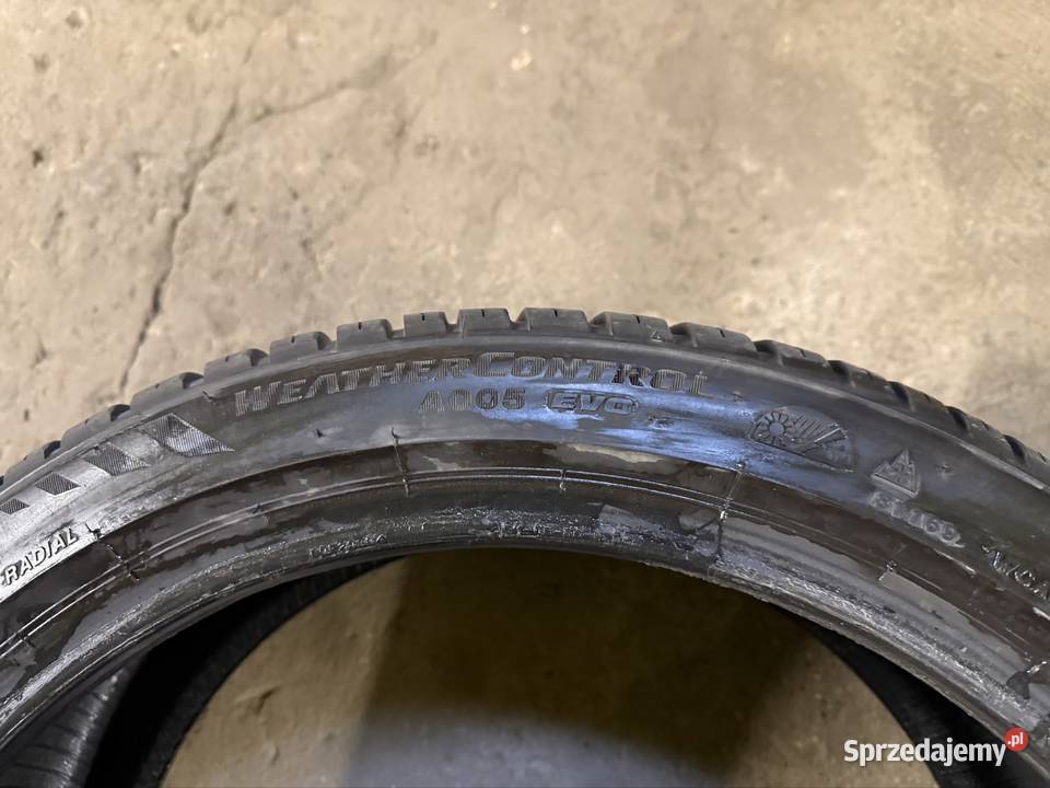 Opony wielosezonowe 2354019 Michelin Bridgestone 235 Samochodowe Płaza sprzedam