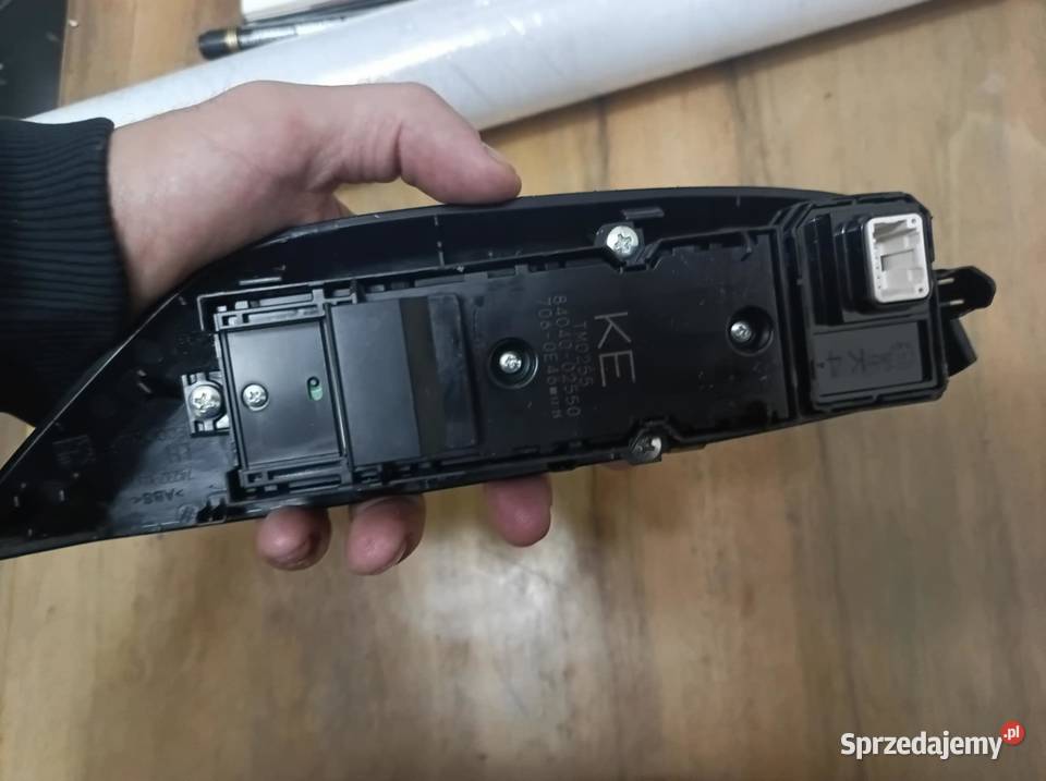 Toyota Yaris Cross panel sterowania szyb KE Warszawa