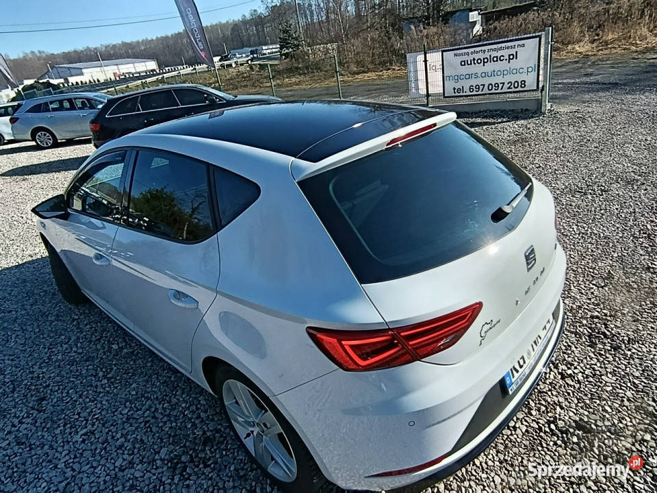 Seat Leon LEON FR 18 CarPlay Bezwypadkowy