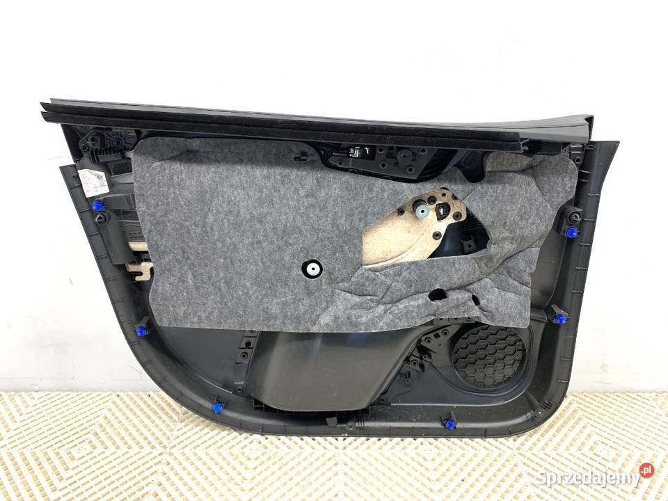 BOCZEK DRZWI PRAWY PRZÓD OPEL ASTRA K Hatchback osobowe