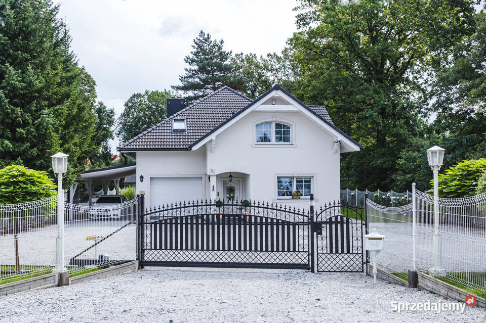 Dom w Cieplicach z eleganckim pełnym Rok budowy 2019 Jelenia Góra