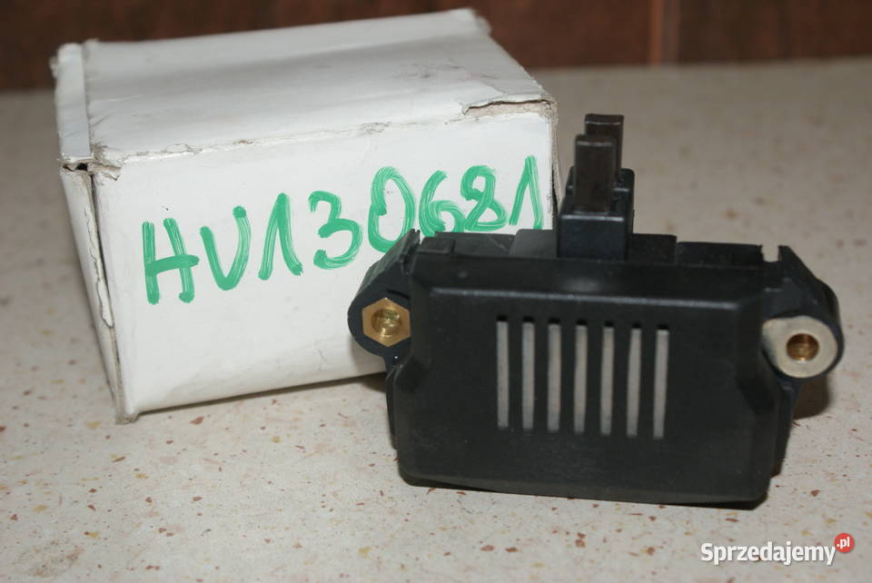 HU130681 Regulator napięcia 14V AUDI 100 80 90 sprzedam