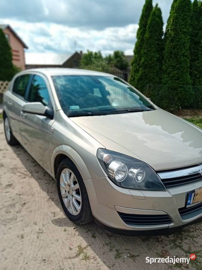 OPEL ASTRA 2005 16BGAZ Klima zadbana 1598cm3 Zwierzyniec sprzedam
