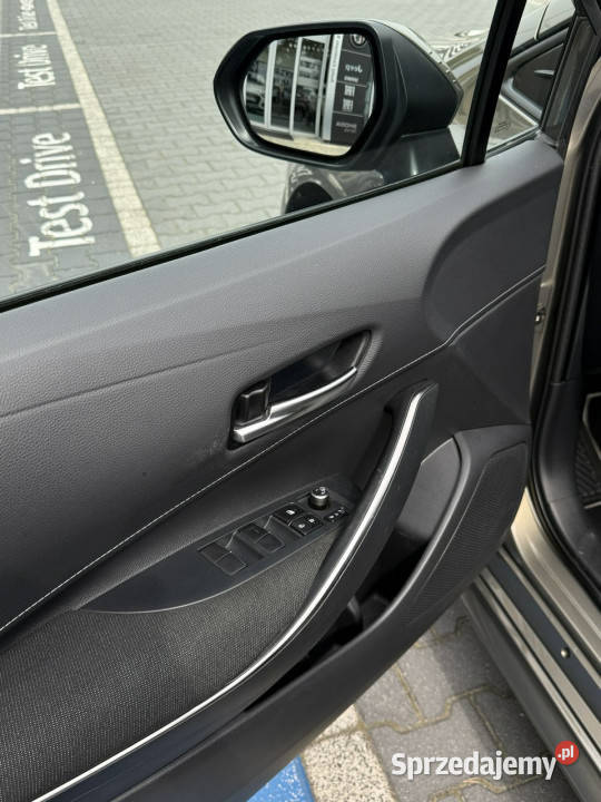 Toyota Corolla bezwypadkowy serwisowany E21 2019 Rok produkcji 2023 Tychy