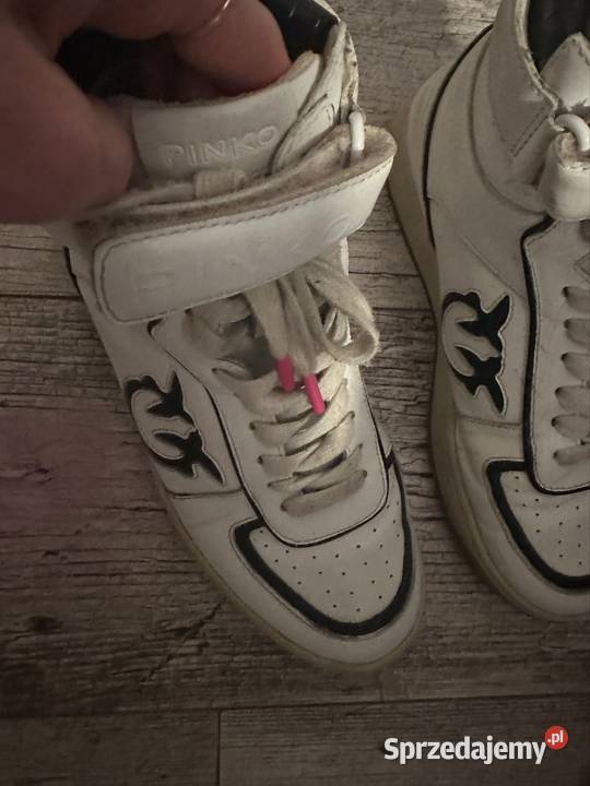 Buty oryginalne Pinko Wałcz