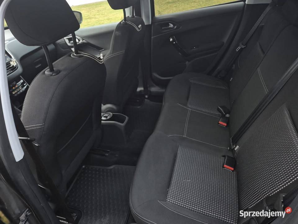 2019 Peugeot 208 allure Psary