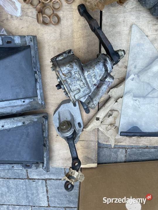 Fiat 126p Maluch nowe części z epoki PRL Szamotuły