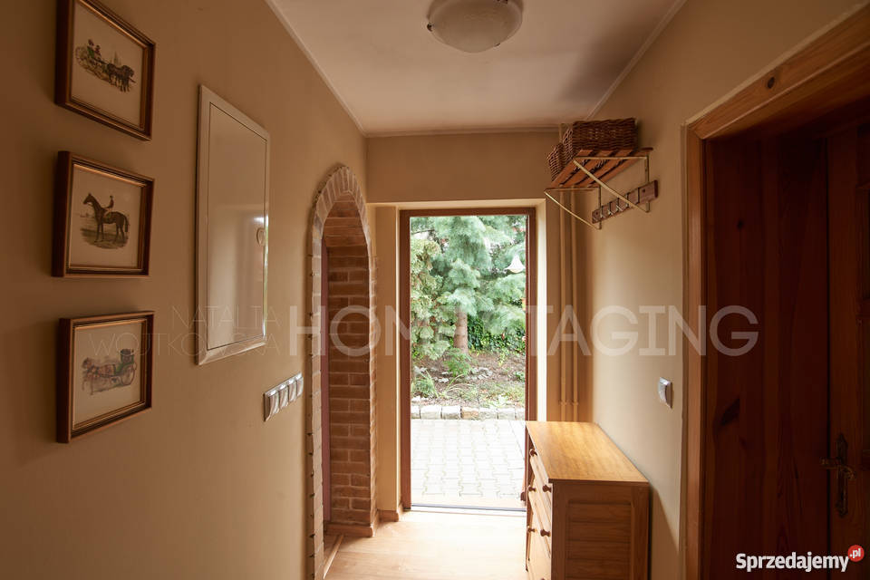 Lokal użytkowy z domem i ogrodem od ulicy Leszno sprzedam