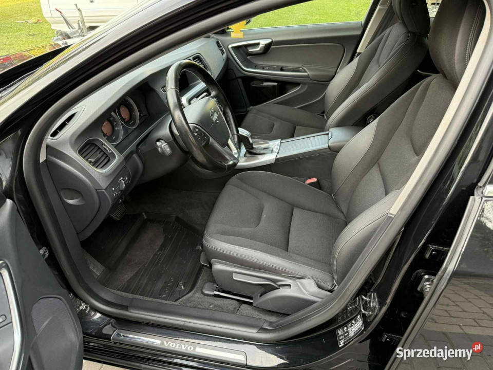 Volvo V60 Niemcy Dobrze wyposażone I 20102018 automatyczna Chełm