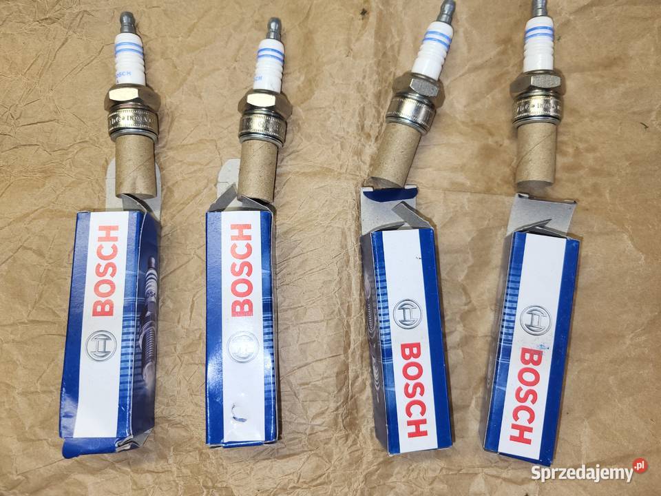 komplet 4 sztuk Nowe świece zapłonowe Bosch Piaseczno sprzedam