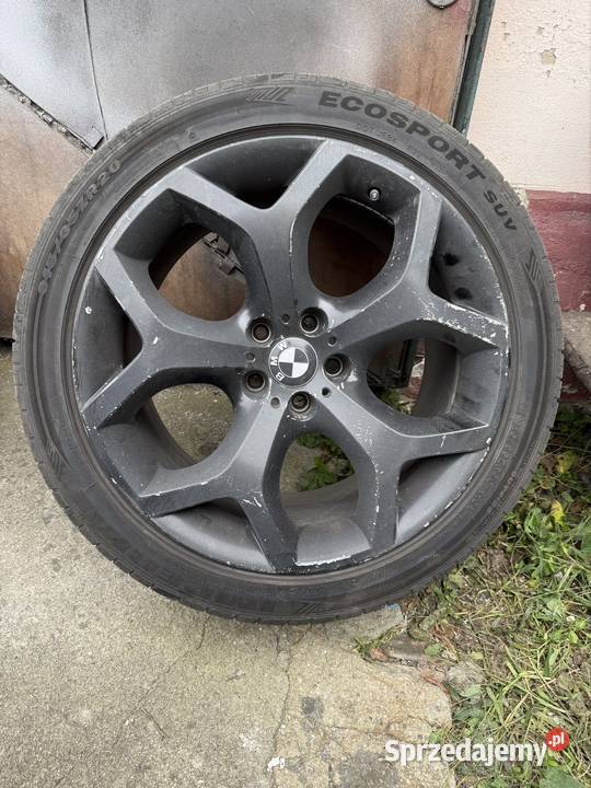 Komplet kół do BMW X5 e70 X6 e71 Wołów