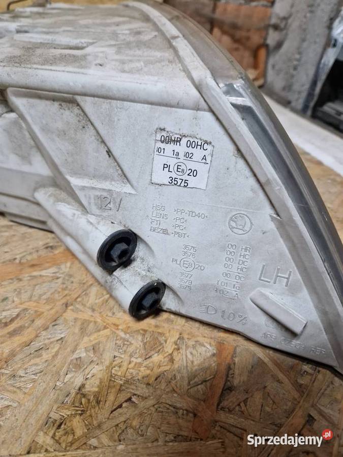 Skoda octavia II Lampa lewy prawy przód dolnośląskie Kopacz