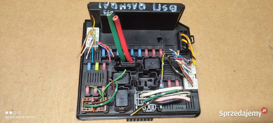 Nissan Qashqai moduł BSM 284B7 JD02A Układ elektryczny