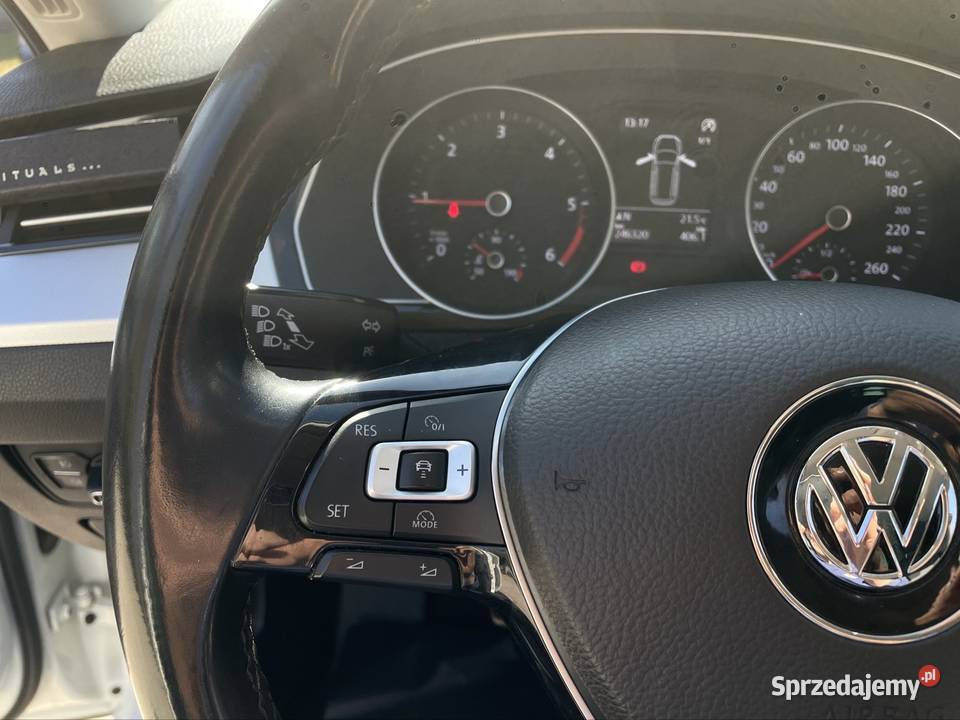 Volkswagen Passat B8 20 TDI 190 ACC Masaże Hak klimatyzacja świętokrzyskie