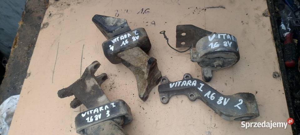 SUZUKI VITARA I 16 8V łapa poduszka Pozostałe Kielce