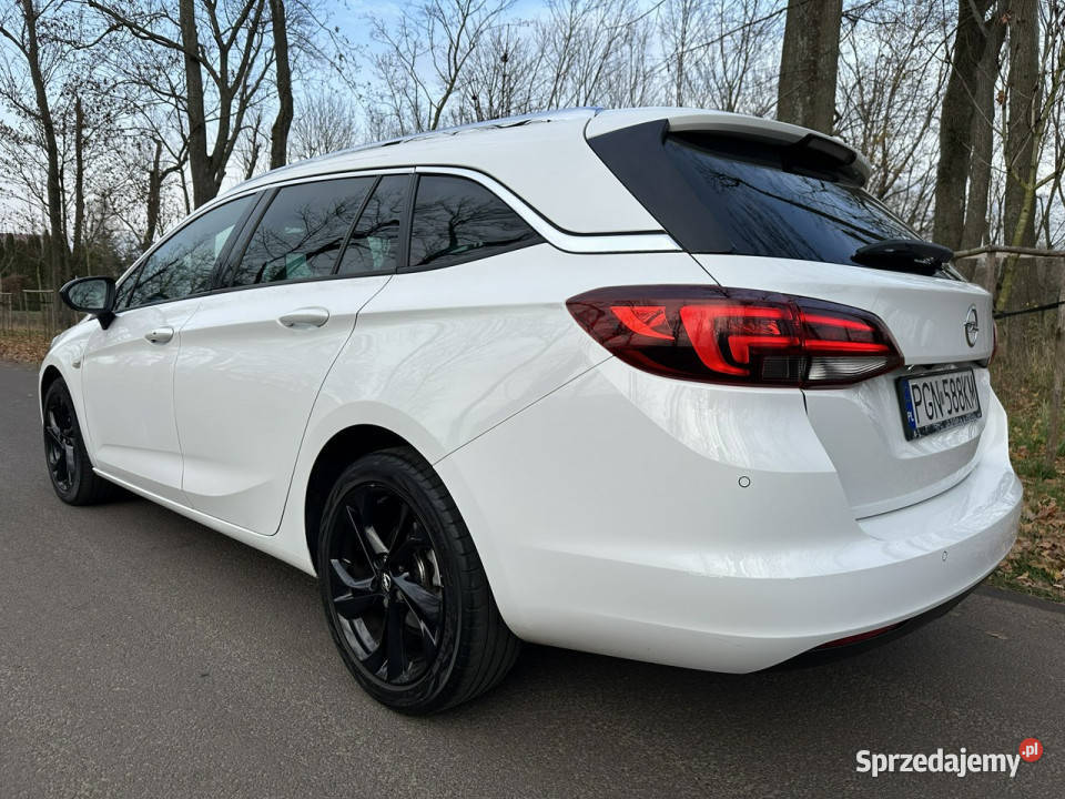 Opel Astra Cosmo Sport Tourer 16 CDTI 136 2018r Józefkowo