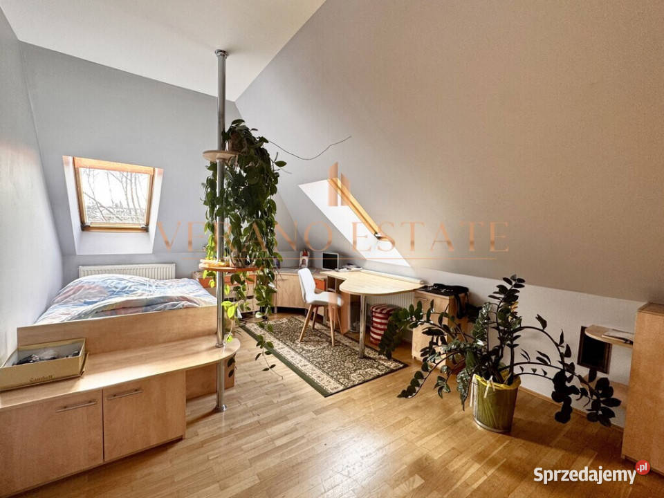 Dom 230 m z pięknym ogrodem umeblowany 782m2 Sprzedaż