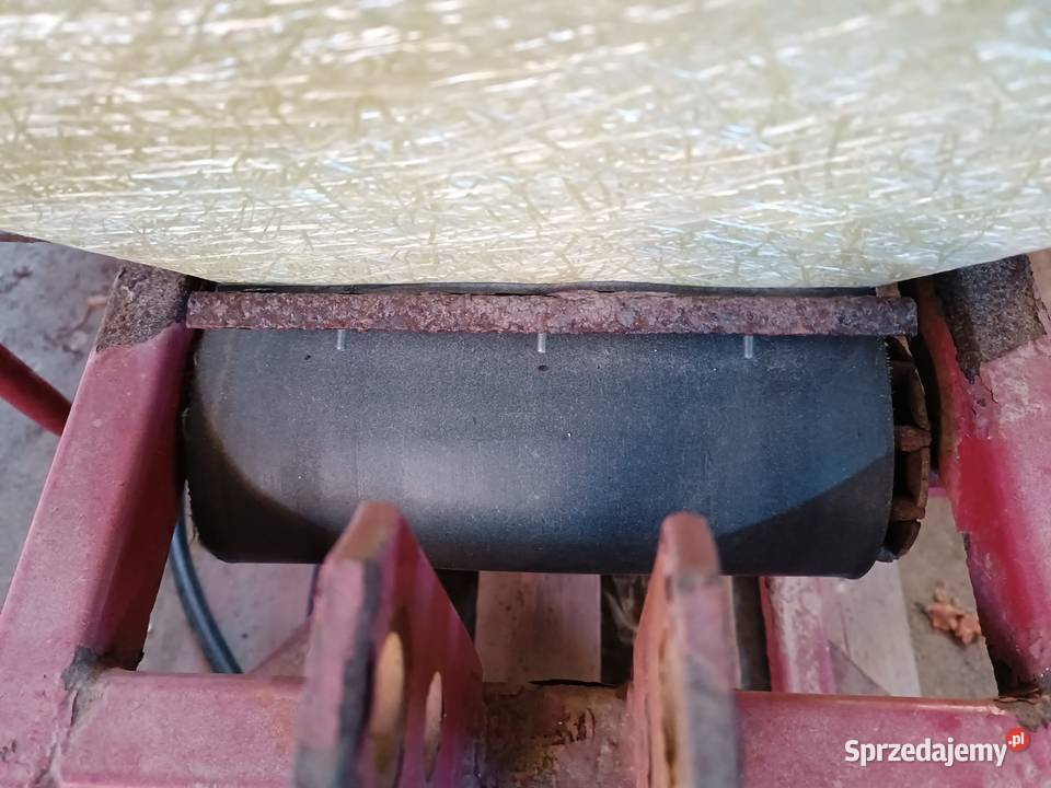 Rozsiewacz POM Motyl 04m3 600 Lebiedziew sprzedam