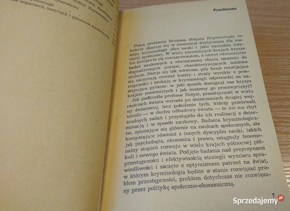 Kryminologia na świecie Brunon Hołyst Biblioteka pomorskie Gdańsk