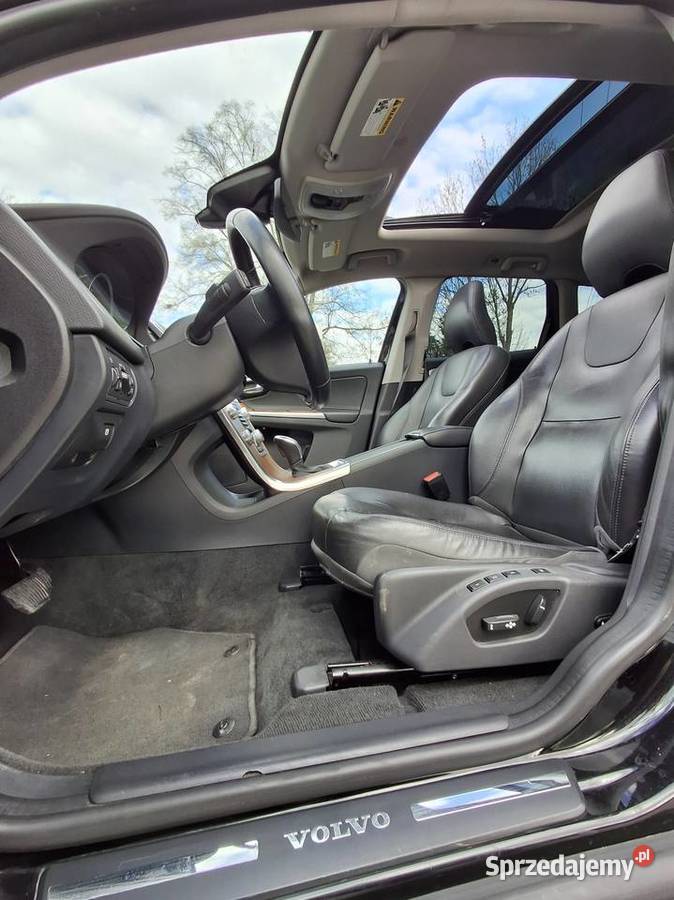 Volvo XC60 20 Benzyna Automat Skóra Bogate radio Dąbrowa Tarnowska