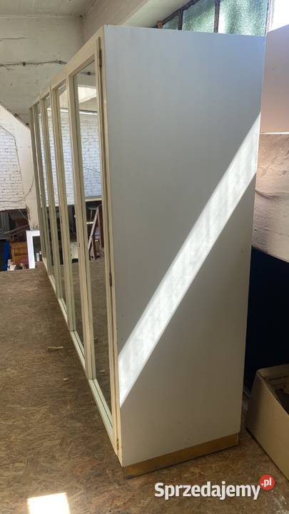 Biała szafa pięciodrzwiowa z lustrami Gryfice