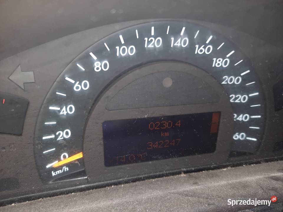 Mercedes W203