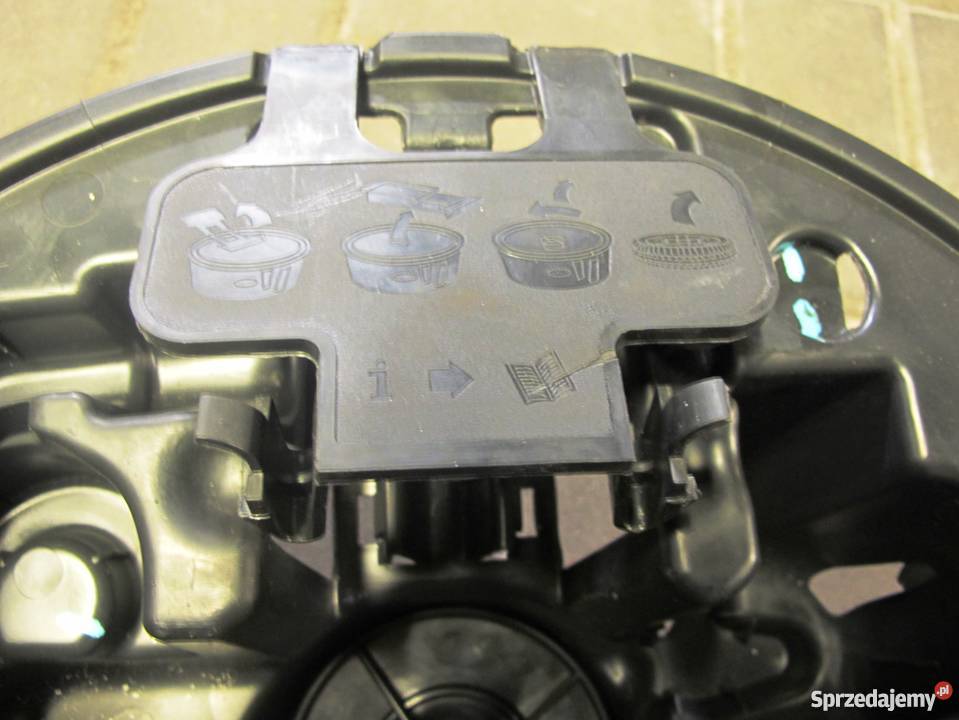 Wkład plastik w koło zapasowe Renault Laguna 2 Lift 2006