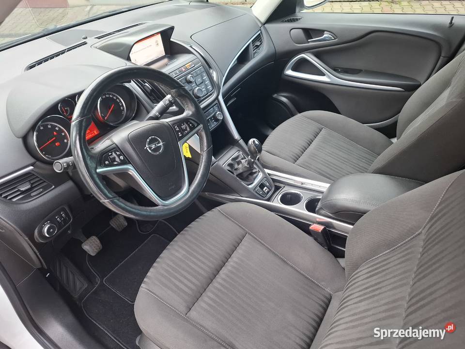 Opel Zafira 14 Benzyna 140Serwis Zafira Pawłów