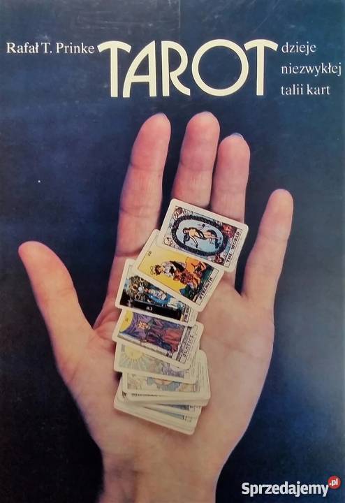 TAROT DZIEJE NIEZWYKŁEJ TALII KART Poradniki, albumy i reportaże podlaskie Białystok
