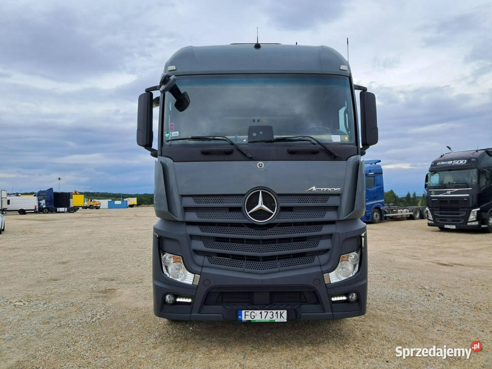 Mercedes Actros Komorniki