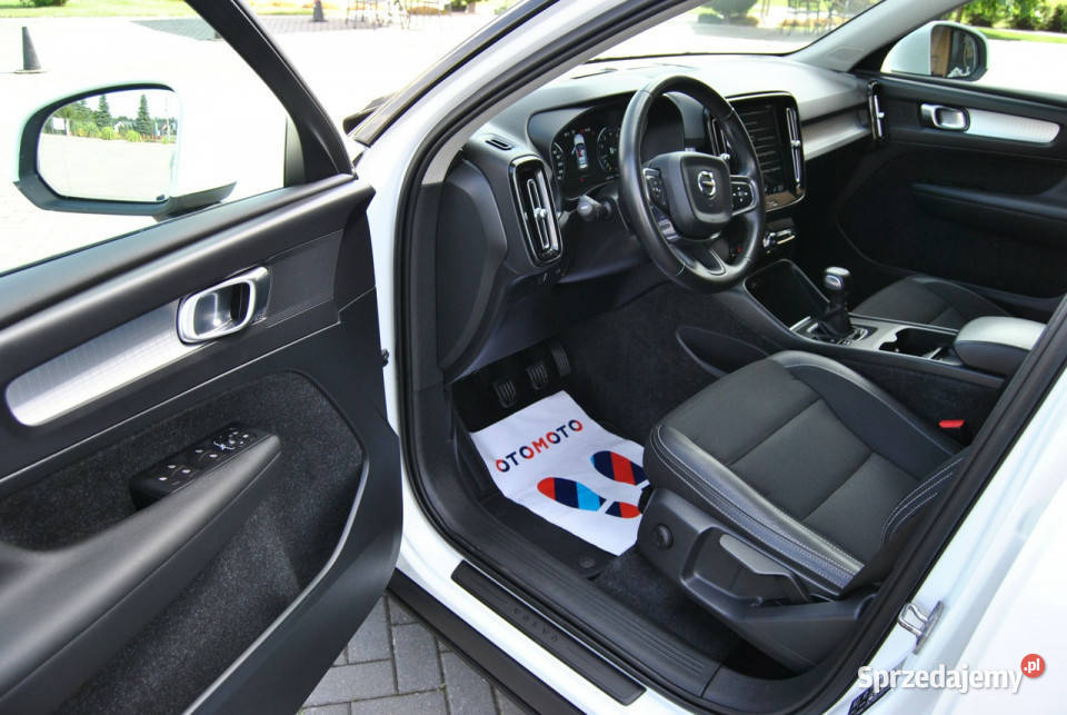 Volvo XC 40 niski udokumentowany przebieg NAVI gniazdo AUX Modliborzyce