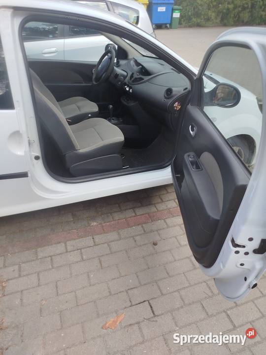 Sprzedam Renault Twingo Rok produkcji 2010 mazowieckie Józefów sprzedam