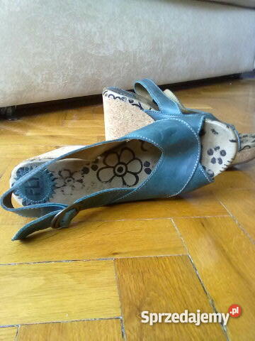 sandały fly london w okazyjnej skóra sprzedam