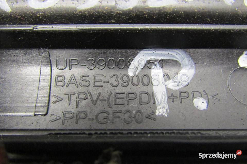 LISTWA KAROSERYJNA BŁOTNIKA SZYBY PRAWA TYLNA lubelskie